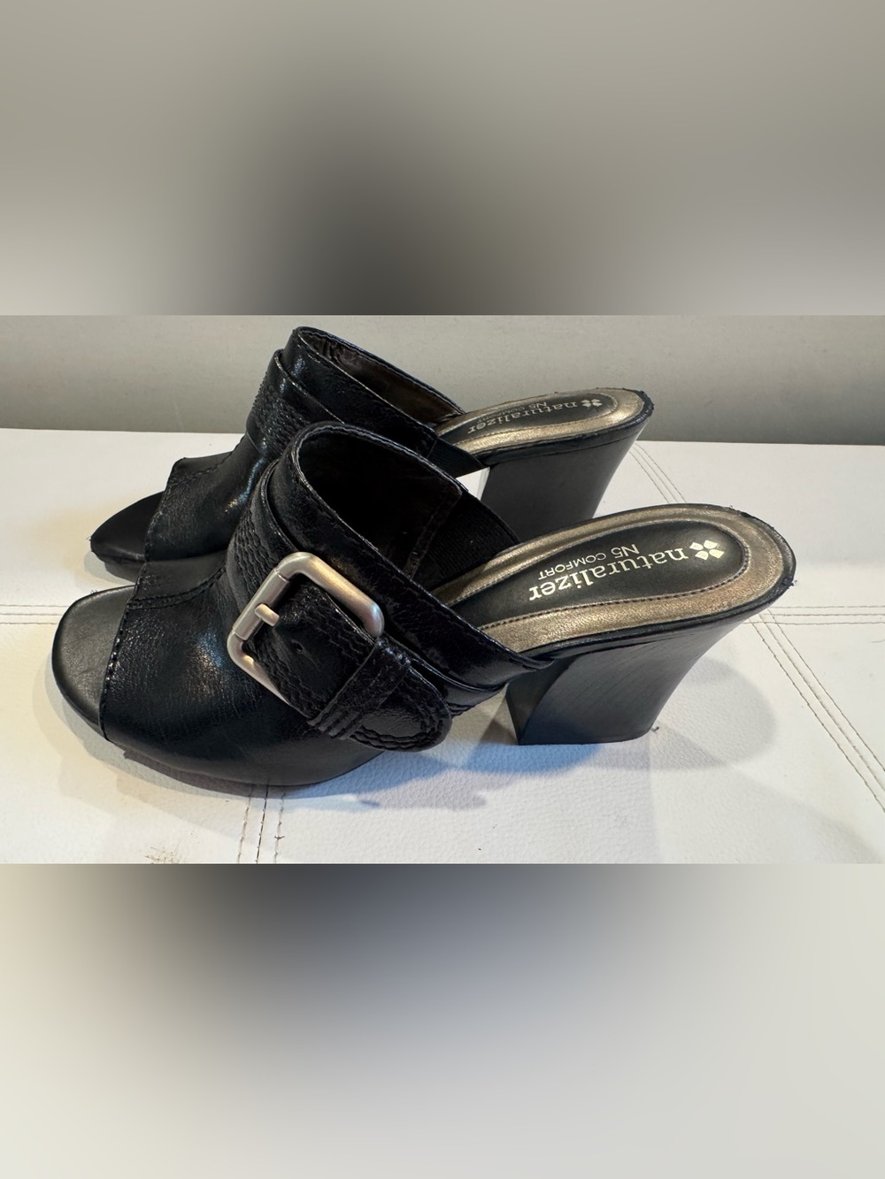 Naturalizer Black Leather Buckle Slide Mules Size 8